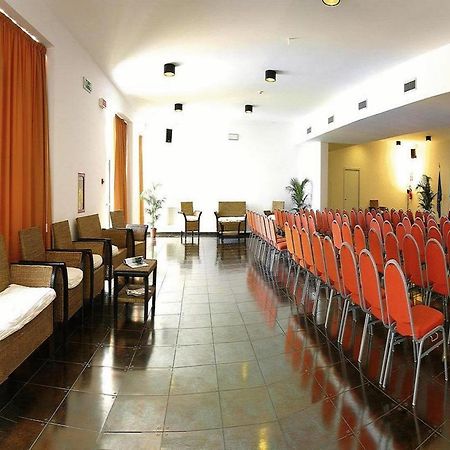 Hotel Admeto Маринелла Экстерьер фото